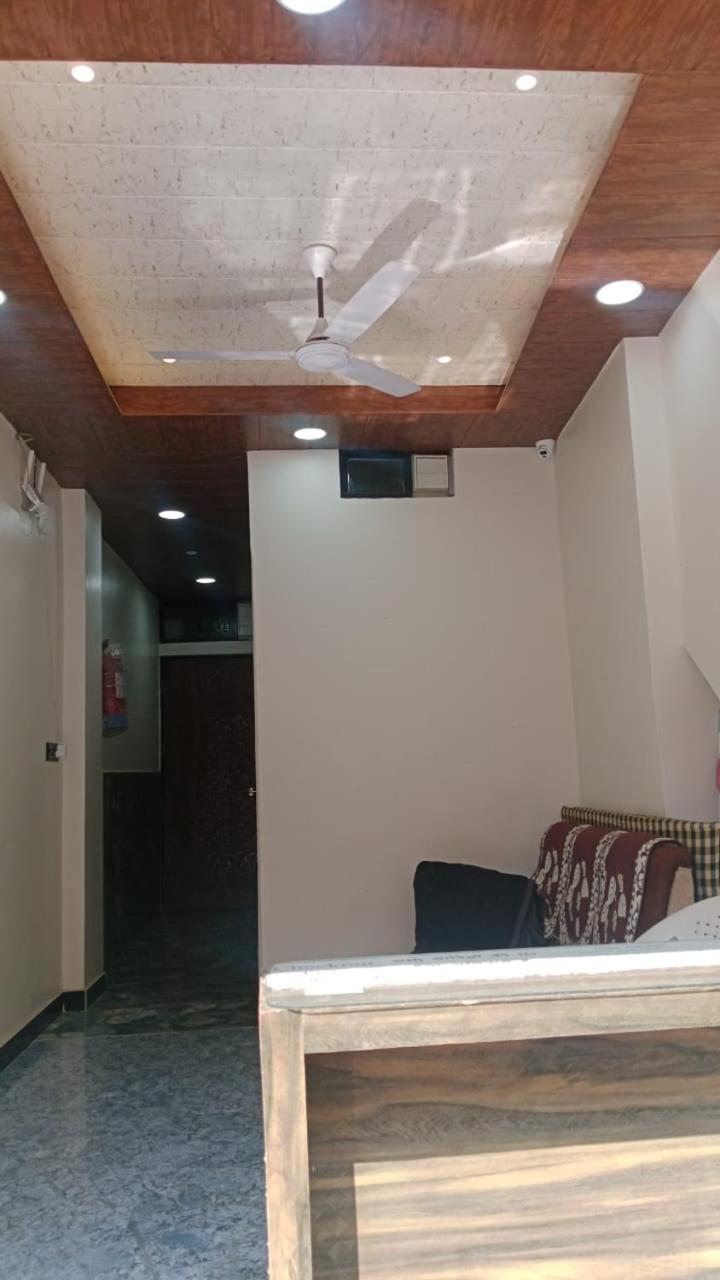 Golden Guest House Ujjain Exterior foto